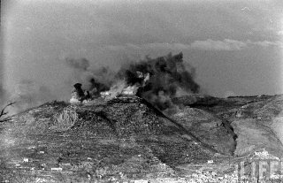 bombardamento-montecassino-15-febb-1944.jpg